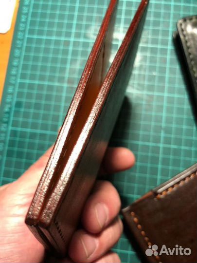 Кожаная обложа на документы