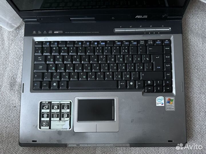 Ноутбук asus