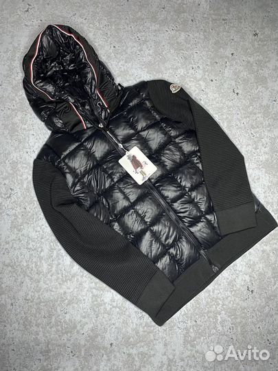 Куртка весенняя moncler