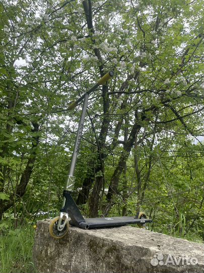 Трюковой самокат