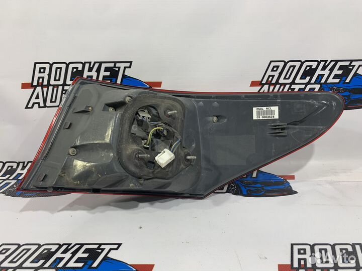 Фонарь левый Lexus LS460 8156150170