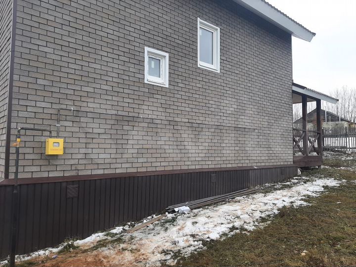 Дом 107 м² на участке 8 сот.