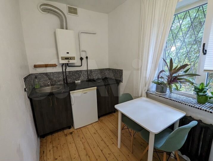 2-к. квартира, 51 м², 1/3 эт.