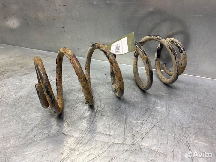 Пружина передняя Volkswagen Passat B5 1996-2000