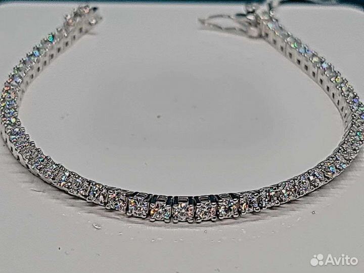 Браслет с бриллиантами(муассанитами)