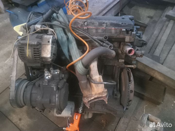 Блок цилиндров Ленд Ровер Фрилендер 1