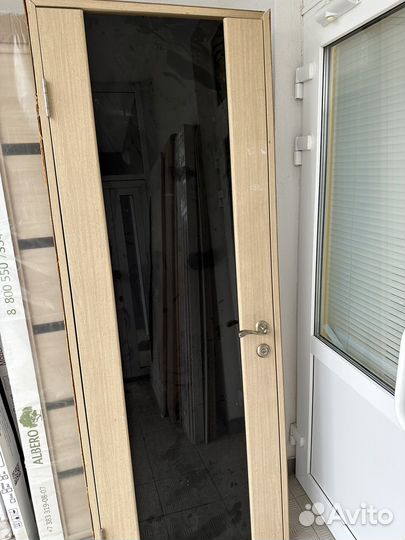 Дверь в сборе с коробкой