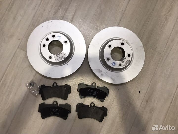 Тормозные диски перед+колодки VAG jzw698302de