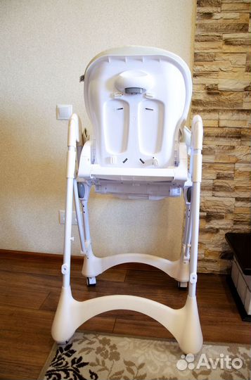 Стульчик для кормления Babyton Happy Animals Beige