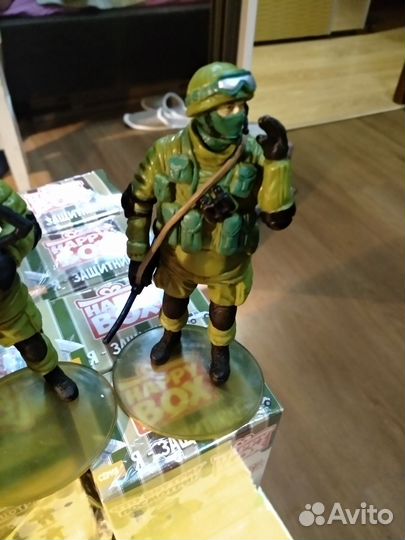 Happy box, я - защитник Коллекционные фигурки