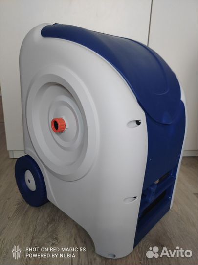 Тележка-бокс с телескопической ручкой шланг пистол