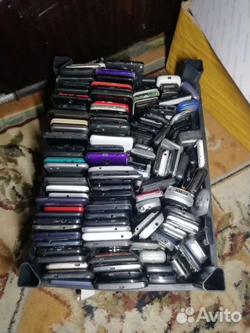 Телефоны на запчасти