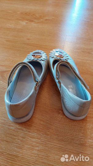 Туфли детские для девочки