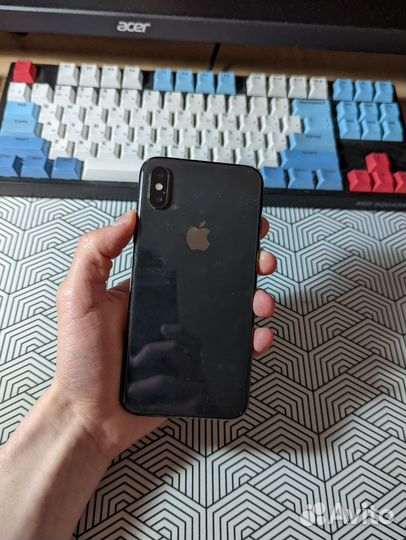 iPhone X, 64 ГБ