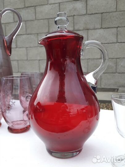 Графин СССР Красное стекло цветное винтаж