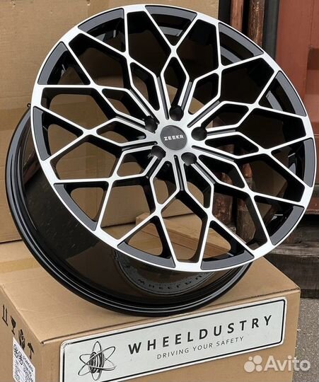 Кованые диски R22 Zeekr 001 Z sport