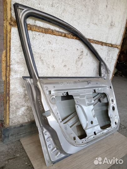 Дверь передняя левая Renault Megane 2