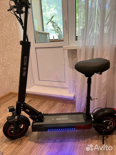 Самокат взрослый электрический
