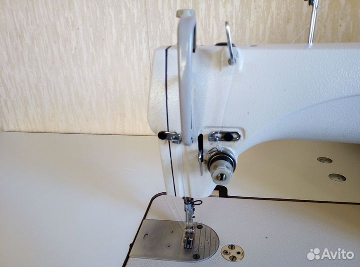 Продаю швейную машину Jack JK-8720