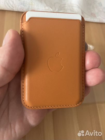 Apple Magsafe Wallet с оригинальной анимацией