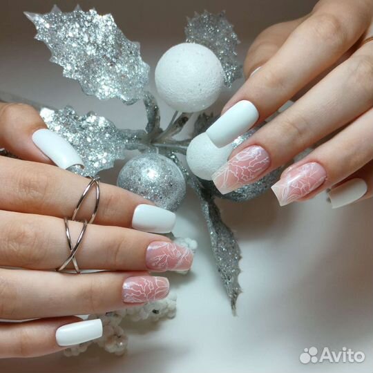 Мастер маникюра