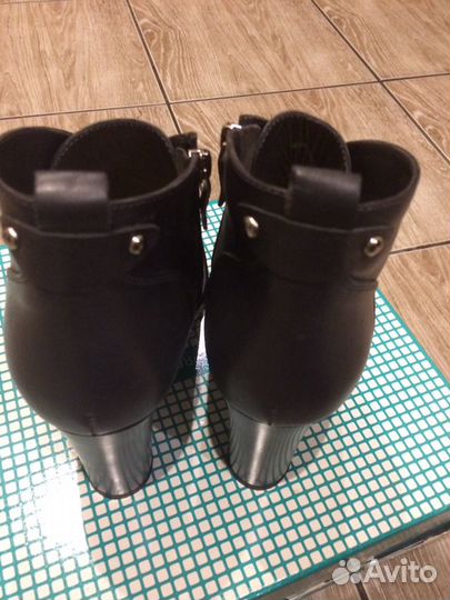 Ботинки