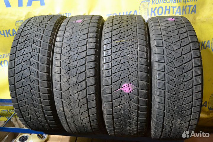 Bridgestone Blizzak DM-V2 225/65 R17