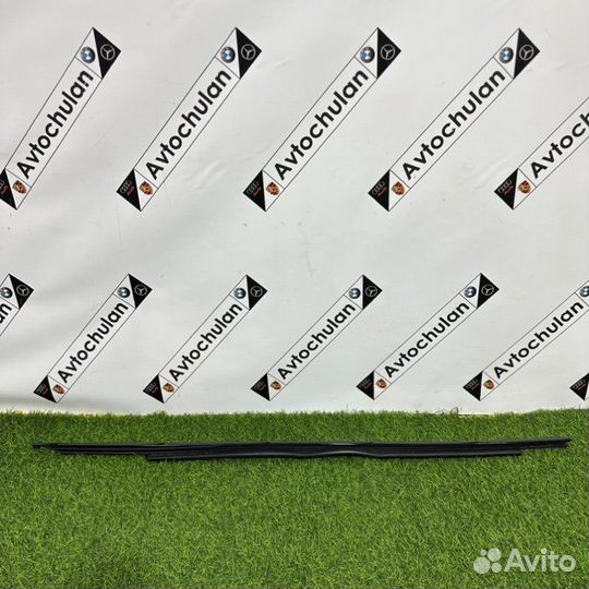 Молдинг двери задний правый Bmw 5-Series G30