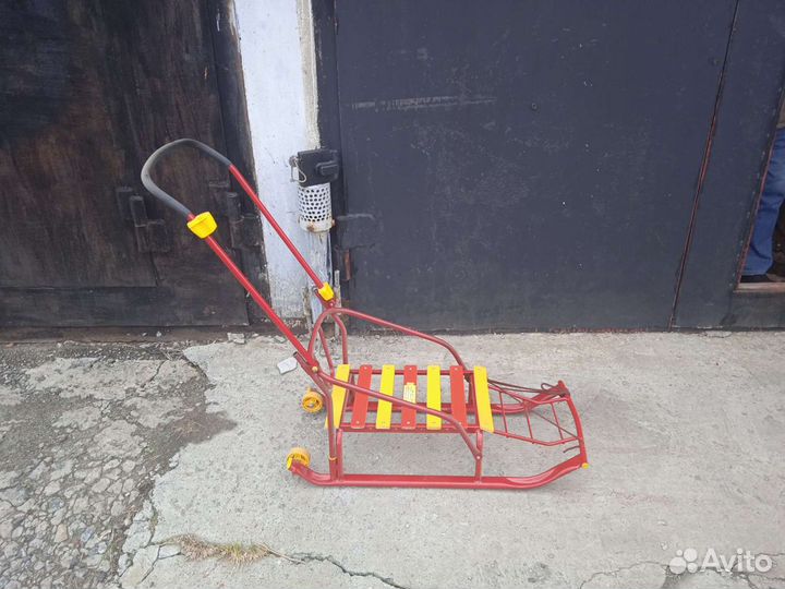 Детские зимние санки