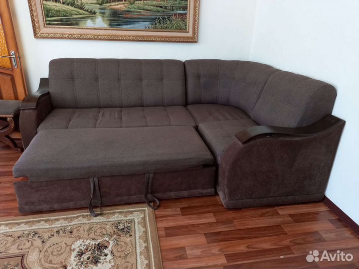 Угловой диван