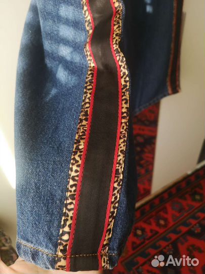 Джинсы Topshop