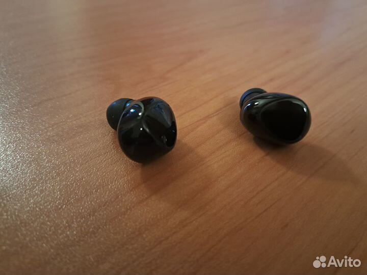 Безпроводные наушники JBL