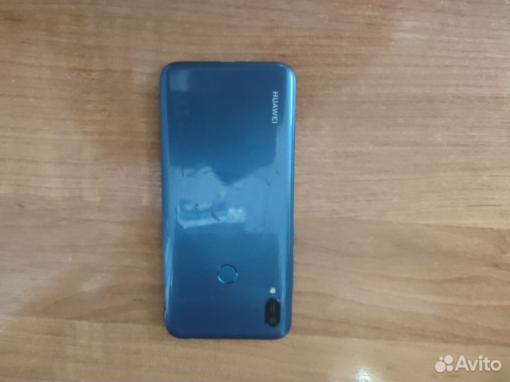HUAWEI Y6 (2019), 2/32 ГБ