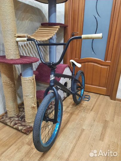 Трюковой велосипед bmx