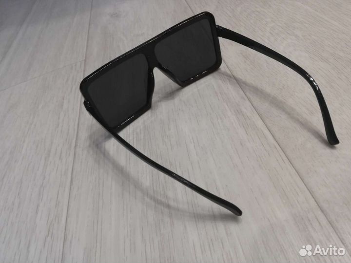 Солнцезащитные очки квадрат