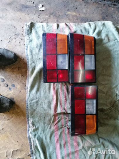 Заднии фонари вольво 440 460