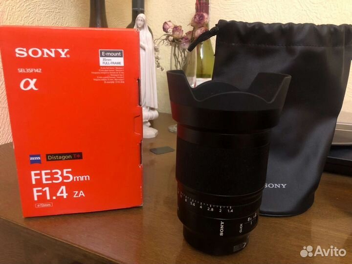 Объектив Sony FE 35mm 1.4 ZA Zeiss SEL35F14Z