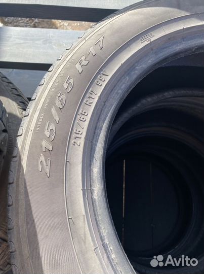 Pirelli Scorpion 215/65 R17