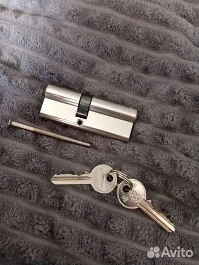 Личинка для замка