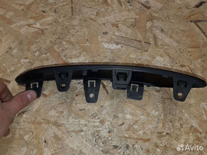 Молдинг бампера левый peugeot 207