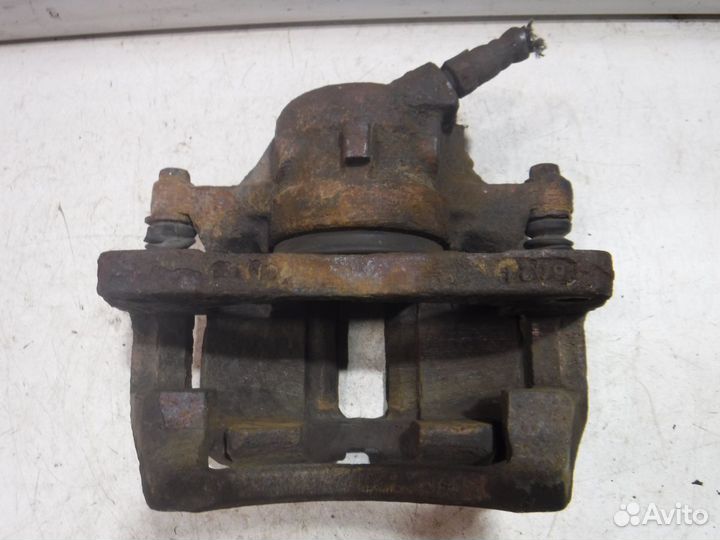 Суппорт передний правый Chery Tiggo T11