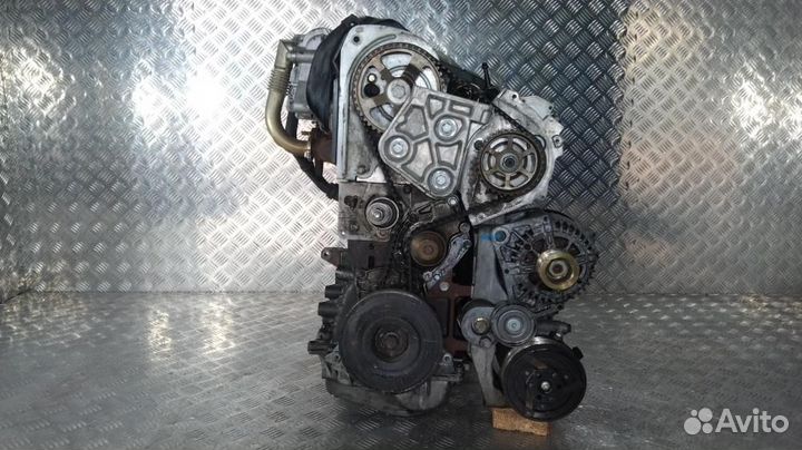 Двигатель к Renault Scenic 2 2003-2006 1.9 F9Q 812