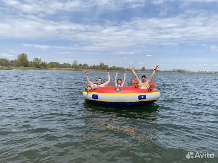 Надувные бананы, ватрушки, катамараны