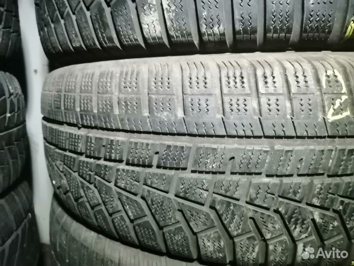 Hankook Winter I'Cept Evo2 W320A SUV 215/65 R17
