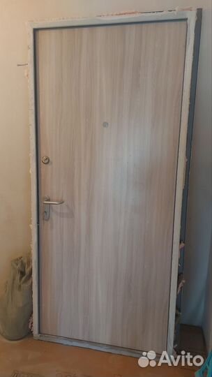 Дверь входная