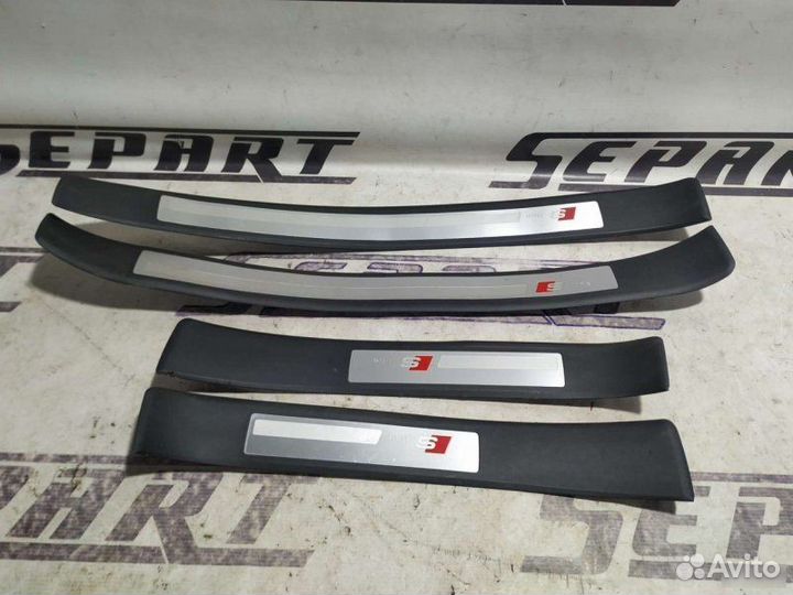 Накладки на пороги Audi A4 B6