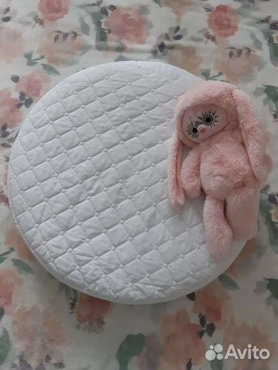 Матрас в круглую кроватку