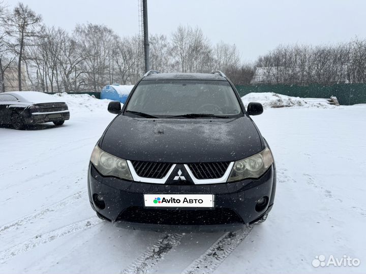 Mitsubishi Outlander 2.4 МТ, 2008, 290 000 км
