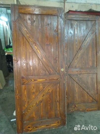 Двери деревянные