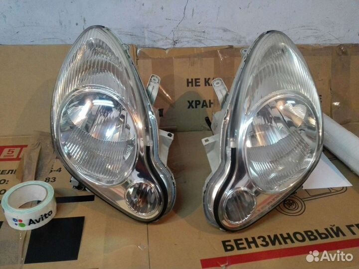 Фара тойота дуэт дует 2002-2005г правая/левая